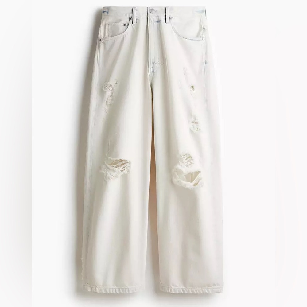 NWOT H&M Distressed White Wide Leg Jeans